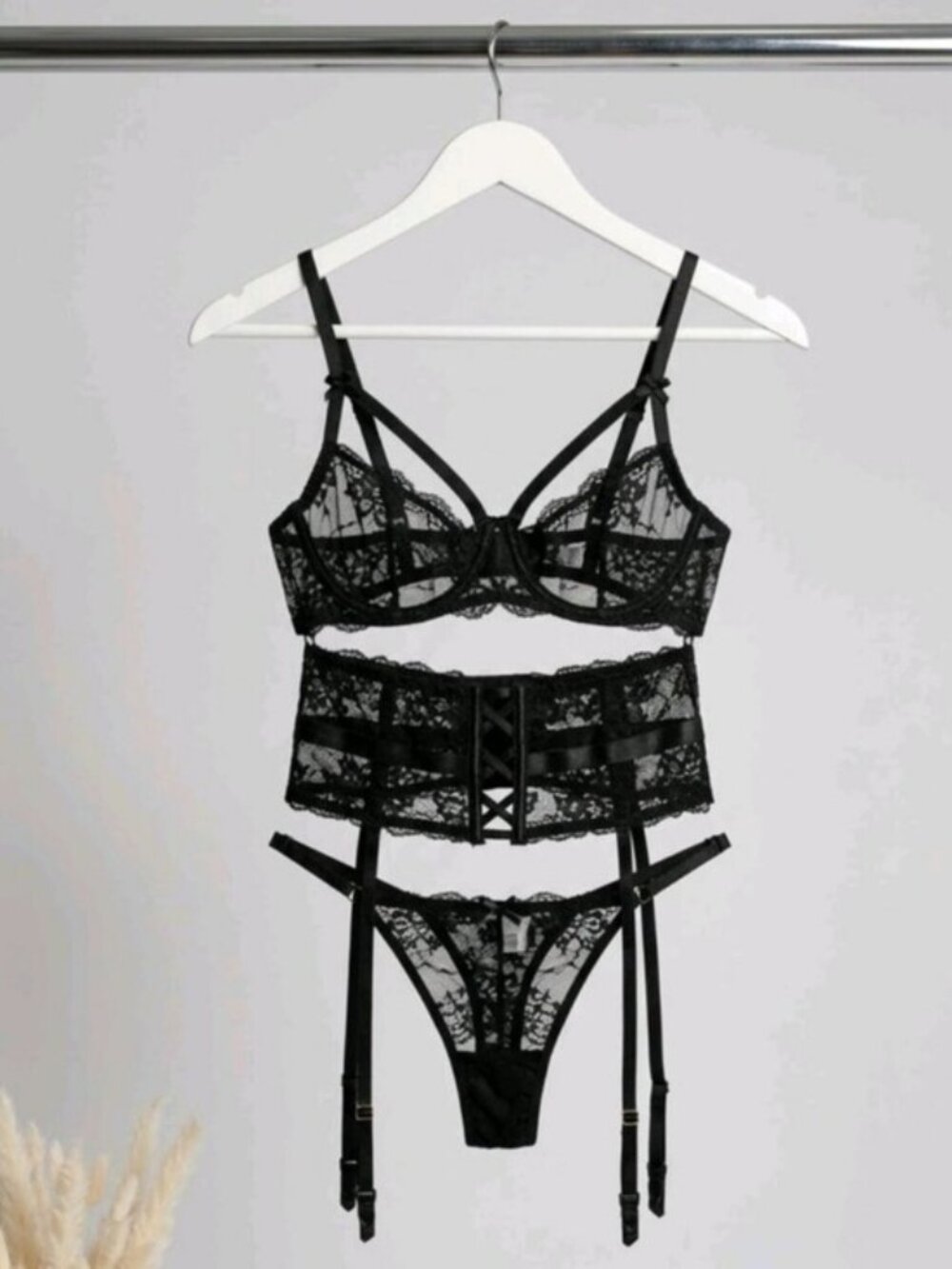 Fashion Nova Infinity Love Lace Corset Garter Bra Thong 3pc Set Black L NWT